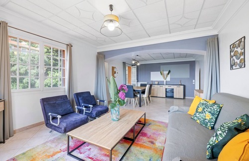 Menton Apartment | L'Escale de Beauvallon - Appt vue mer