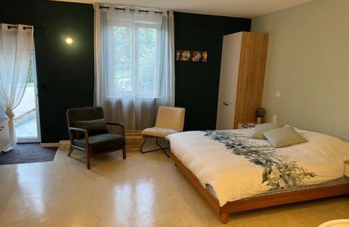 Rehaincourt Apartment | L'Escale de l'Hirondelle