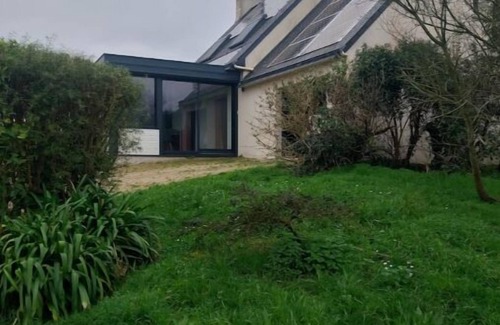 Plouarzel House | L'escale du Châtaignier- Grand Jardin Proche Plage