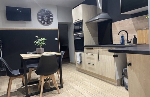 Auxerre Apartment | L'Escale Féerique Auxerre