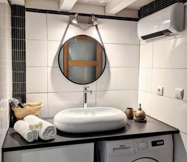 Nimes City Centre Apartment | L'escale secrète - Emplacement central premium