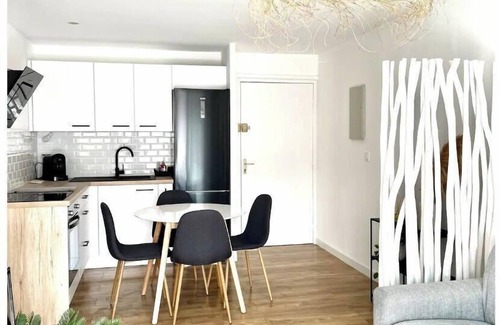 La Petite Motte Apartment | L'Escapade Bohème - swimming pool, beaches & idleness