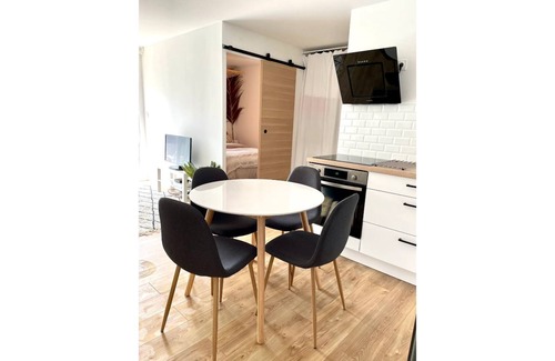 La Petite Motte Apartment | L'Escapade Bohème - swimming pool, beaches & idleness