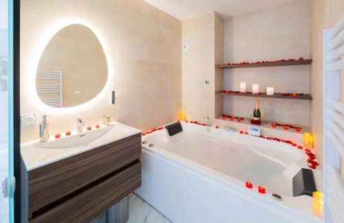 Tournefeuille Apartment | L'Escapade Indigo - Balnéo - Sauna