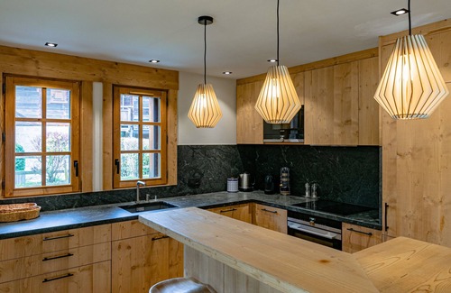 Megeve Apartment | L’Escapade – Jardin & confort en famille