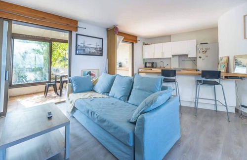 7th Arrondissement House | L'escapade Méditerranéenne