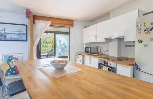 7th Arrondissement House | L'escapade Méditerranéenne