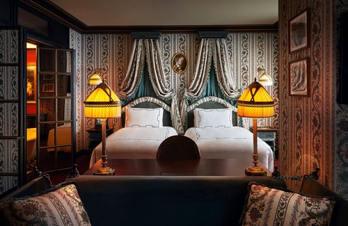 Hoehyeon-dong Hotel | L'Escape Hotel