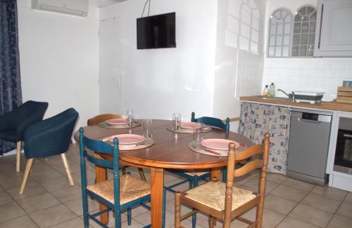 Rocbaron Apartment | L'esquiróu