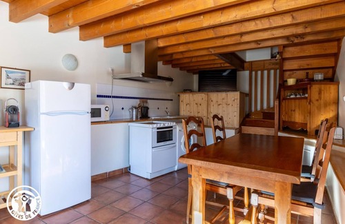 Besse-en-Chandesse House | L'establou - Besse-et-saint-anastaise