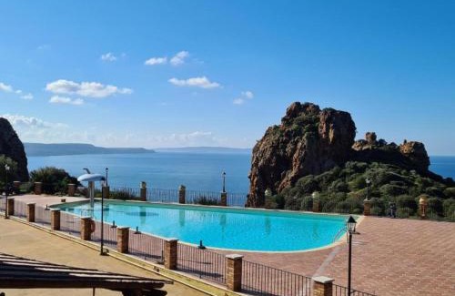 Nebida House | L'Estasi Tanca Piras a bordo piscina con vista mare