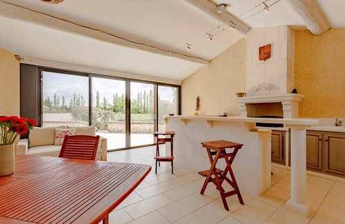 Tarascon House | L'Estive - Maison climatisée avec piscine