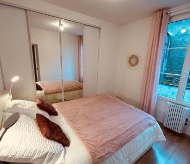 Centre Erlon Apartment | L’etape des sacres