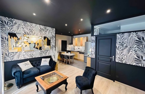 Centre Erlon Apartment | L'Etape Prestige | Hyper-Centre | Calme