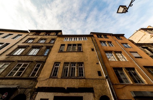 Old Lyon Apartment | L'Ethnic Ambience - Superbe appartement Vieux Lyon