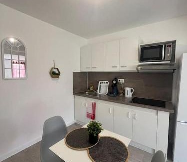 Chateau Apartment | L'ethnique cottage 30m2 2 personnes avec extérieur