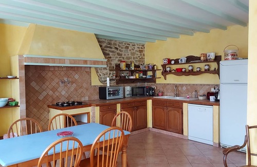 Portbail House | L' Etoile Bleue, 6 mns sea, Port Bail area, charming house, 5 persons