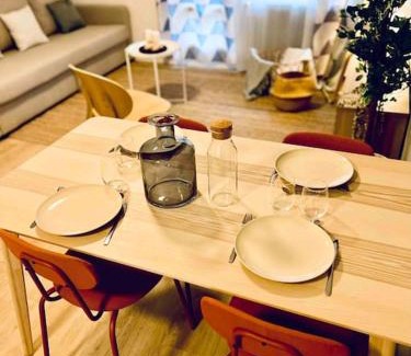 La Metare - Le Portail Rouge Apartment | L'Europe -Parking, Calme-