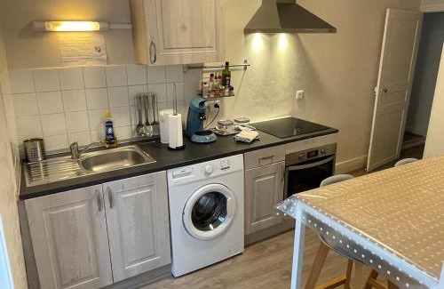 Chablis Apartment | L'eutopia au cœur de Chablis, parking gratuit