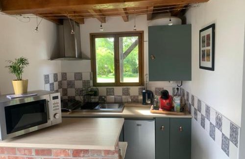 Ponches-Estruval House | L’evidence