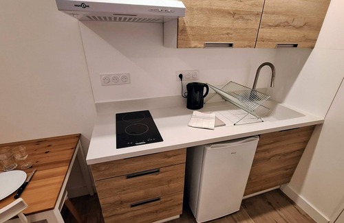 Aussonne Apartment | L'Extension - Studio with air conditioning - Meet area (Parc des Expos)/7 min Airport