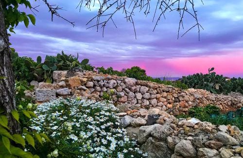 Ggantija House | L'Gharix Temple Retreat