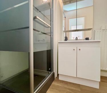 Le Mans Apartment | L'Hélios - T1 Bis - Bord de Sarthe