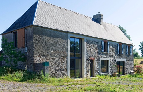 Saint-Martin-de-Cenilly House | L'hôtel Callot - Longère à la campagne