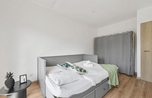 Cachan Villa | L'Harmonie - 8P - 4BDR - 3BR - Jardin & Parking