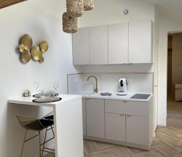 Gournay-en-Bray Apartment | L’Harmonie - suite balneo