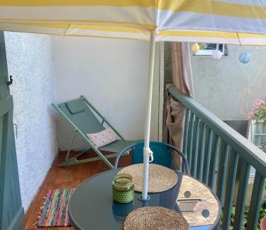 Oloron-Sainte-Marie Apartment | L Henri