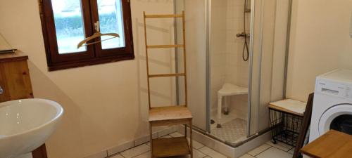 Guipy House | L'hirondelle