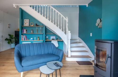 Mosnes House | L'HIRONDELLE