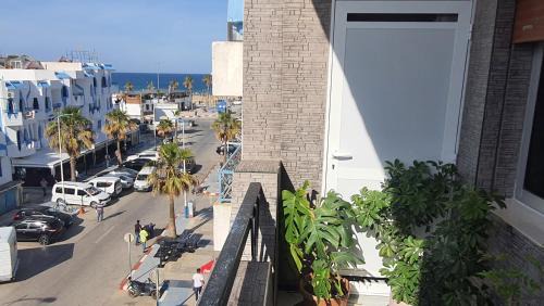 Miramar Apartment | L'horizon bleu