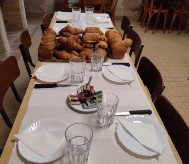 Saint-Senoch Bed & Breakfast | L'HotenTyka