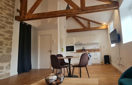 Pontivy Apartment | L'Imperial 8 - T2 - Centre ville - Dernier étage
