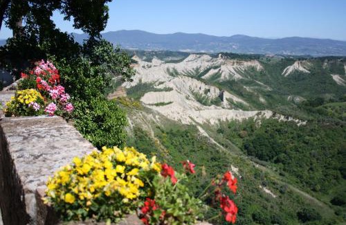 Civita di Bagnoregio Apartment | L'Incanto di Civita