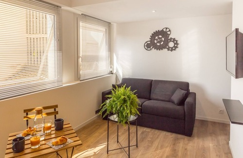 La Roche-sur-Yon Apartment | L'Indus - Studio confort centre-ville