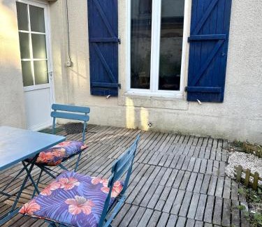 La Celle-sous-Gouzon Apartment | L'Instant Caen - House in Caen