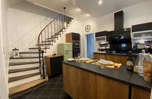 Chartres Apartment | L'interlude Gite de Standing au Coeur de Chartres Avec Parking