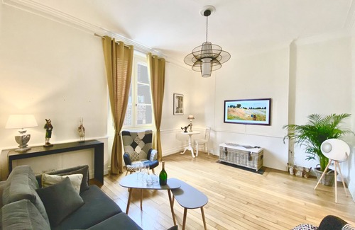 Chartres Apartment | L'interlude Gite de Standing au Coeur de Chartres Avec Parking