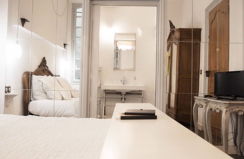 Capucins - Victoire House | L'Invitation au Voyage