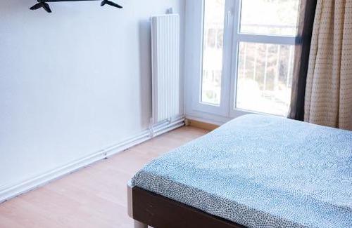 Roseraie Apartment | L' Oasis - Spacieux T3 Centre Ville - Gare à 8 mn