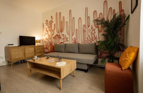 Montoir-de-Bretagne Apartment | L'Oasis - T2 Ambiance cactus et confort moderne