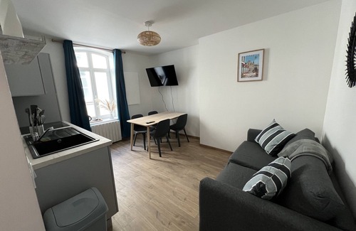 Boulogne-Centre Apartment | L'Oasis Urbaine - 2-4p, downtown, Place Dalton