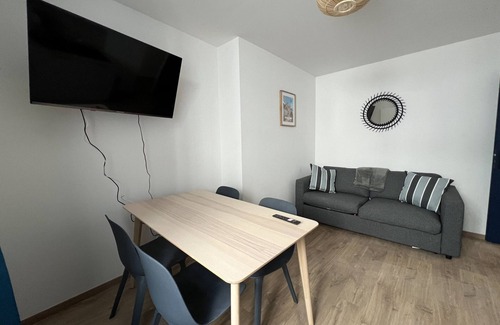 Boulogne-Centre Apartment | L'Oasis Urbaine - 2-4p, downtown, Place Dalton
