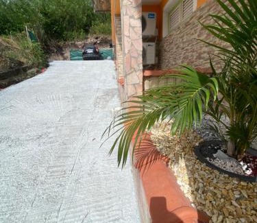 Les Anses-d'Arlets Apartment | L'OCEAN BLEU DES ANSES