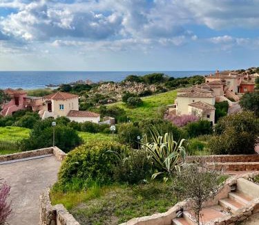 Canneddi House | L'Oleandro 1412 house in Sardinia with Mediterranean Views