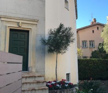 Saint-Jean-Cap-Ferrat Apartment | "L'olivadou" ST JEAN CAP FERRAT