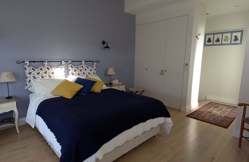 Nelson Bay Bed & Breakfast | L'Olivette B&B Lavender Room.nFor 2 Adults Only.nUnsuitable for Children.